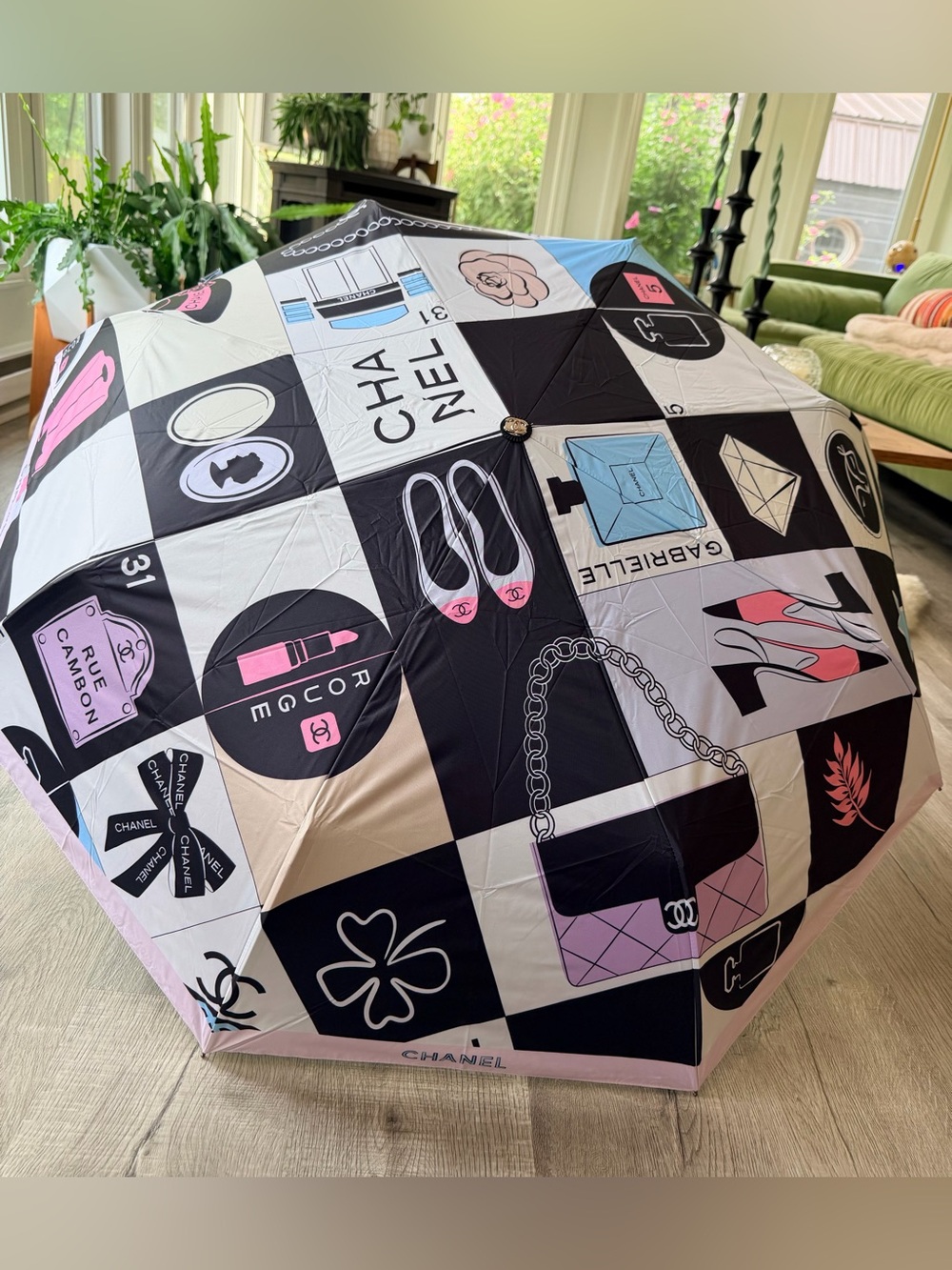 NEW w Box Stylish Chanel Themed Automatic Folding Umbrella w Iconic Brand Motifs